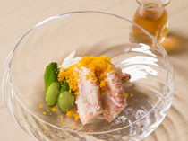 Sushi-Dokoro Kurosugi_Savor the true flavor and aroma of horsehair crab: "Vinegared Horsehair Crab"
