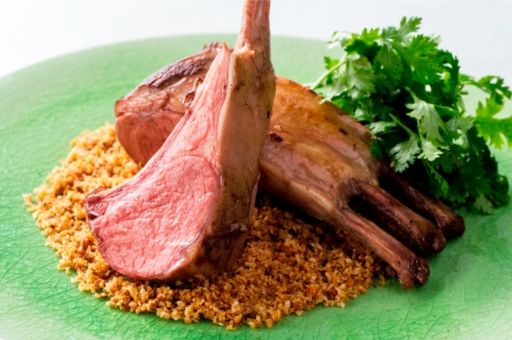 CINA New Modern Chinese_Grilled rack of lamb steak with spicy chili garlic