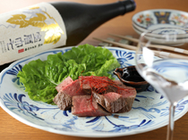 Musshu Mizuki_[Thickly-Cut Roast Beef] - Voluminous thickly-cut beef.