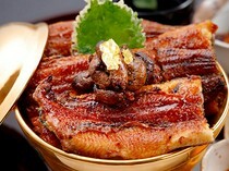 Unagi Charcoal-grilled Hitsumabushi Minokin Kanda Main Branch_Unadon (Eel Rice Bowl) with Minokin Produced Tsukimi Liver - This night-only menu option uses two whole eels and seven livers