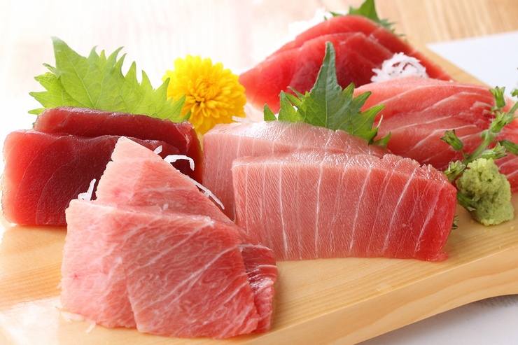 Maguro. Japan's best-loved sashimi.
