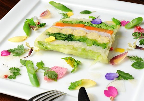 Dine like a gourmet on fresh Japanese spring vegetables only available in Japan.