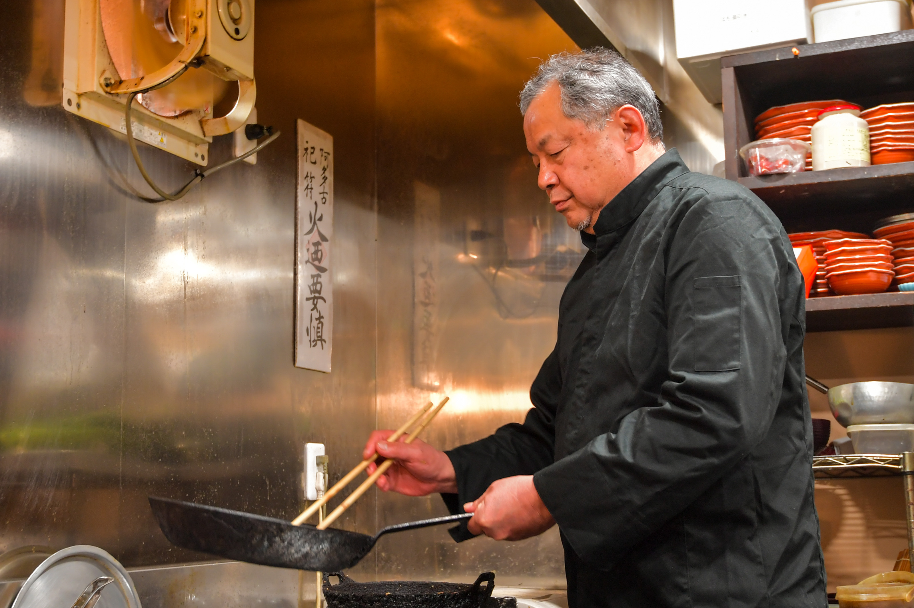 年間を通じて新城市の特産を楽しんでもらえるように、と使用する食材やメニュー内容を考案する浅田さん