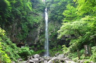 Amidaga-taki Waterfall