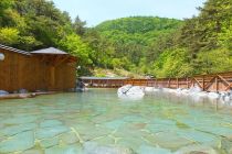 น้ำพุร้อนคุซัทสึ