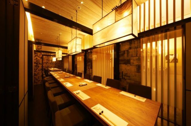 5 Restaurants Near The Tsukiji Area Where You Can Enjoy Sushi In A ...