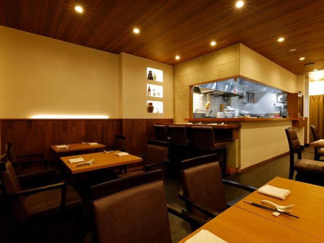 Azabu Yung floor