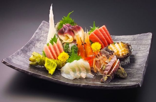 What are Sushi Plates? 9 Things to Know about Sushi Platters