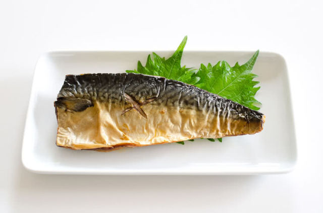 Cách chế biến cá saba dễ dàng nhưng lại hưởng trọn vẹn sự ngon ngọt và vị tanh vốn có của cá. (Ảnh: savorjapan)