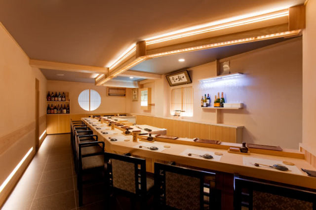 Roppongi Sushi Restaurants: 7 Luxurious Tokyo Seafood Finds | SAVOR ...