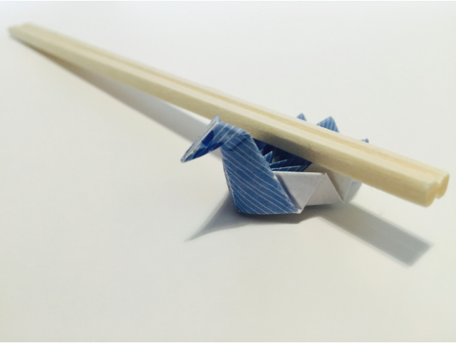 Origami Chopstick Holder: Boat Instructions in 13 Easy Steps