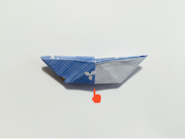 Origami Chopstick Wrapper: Swan Instructions in 11 Easy Steps