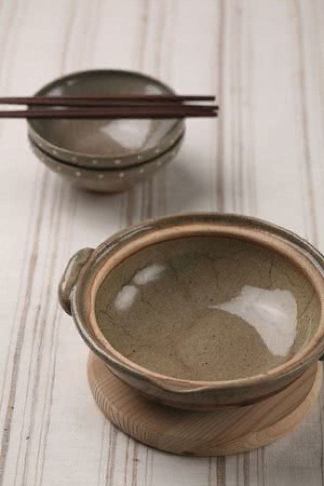 How to eat Shabu-shabu: A Guide to Japanese Hot Pot Heaven