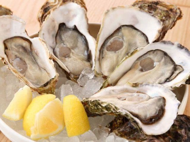 Taste the best season's oysters in Setouchi,Setouchi oyster seafood dining  room, MOSHI MOSHI NIPPON