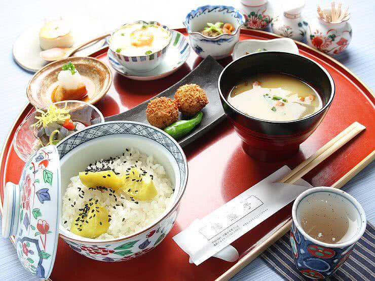 Delicious Food in the Historical Town of Kawagoe Discover Oishii Japan ...