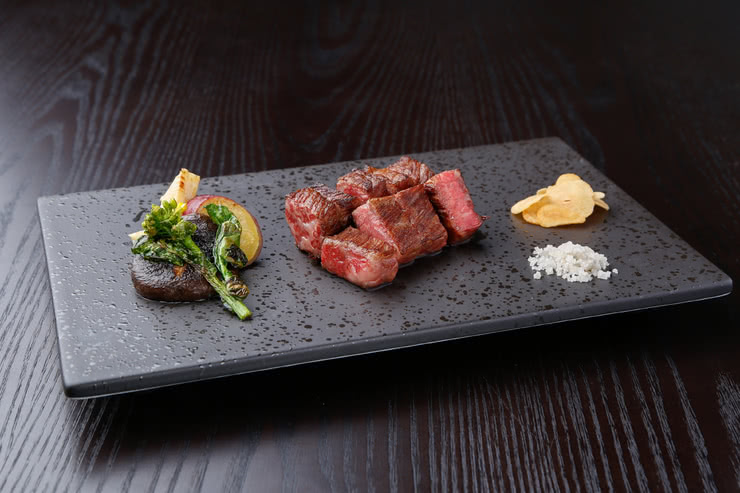 3. Premium Wagyu Steak Hanasato (Gion-shijo)