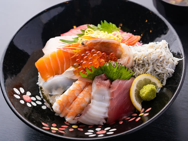 Top 15 Lunch Spots in Osaka for Fresh Seafood Discover Oishii Japan ...