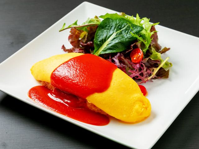 10 Western Style Restaurants That Serve Delicious Japanese Omelet Rice Discover Oishii Japan Savor Japan Japanese Restaurant Guide