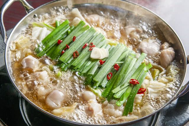 Mizutaki Chicken Hot Pot Recipe - Japan Centre