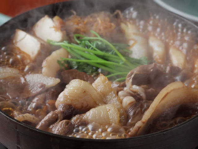 Tokyo Sukiyaki Restaurant Guide: 9 Simmering Hot Pot Havens