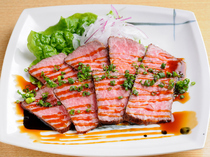 Honba No Aji Maruaki_Roast Hida beef. This beef harmonizes well with the light Japanese style sauce