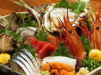 Sakana Ryouri Senmonten Totoichi_A selection of sashimi cut from locally caught fish