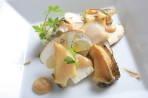 Antica Osteria del Ponte_Black Abalone and Porcini Mushroom Salad