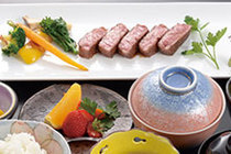 Atsugi Tachibana_Matsusaka beef sirloin steak tray