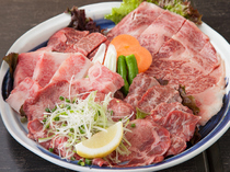 Tanaka Shoten Kaiunbashidori_The popular combination platter of high quality meats: Special Selection Platter (serves 5)