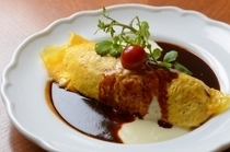 Asakusa Kitchen Omiya Nagoya Buidling Branch_The most popular dish in the house, [Omurice with Omiya specialty demi-glace sauce and white sauce]