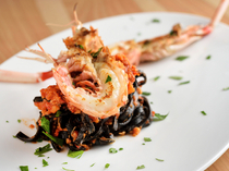 TRATTORIA FRATELLI GALLURA_[Scialatelli Kneaded With Squid Ink and Topped With Freshwater Prawns and Mikawa Seafood, Served in a Tomato Sauce]