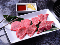 YAKINIKU CHAMPION JR HAKATA CITY STORE_[Specially-Selected Assortment] Enjoy the carefully-selected cuts.