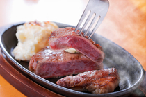 HAKATA winery Takenoya_[Sirloin Steak] Sold per piece. Recommended popular menu.