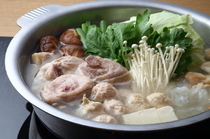 Hakata Mizutaki Hamadaya_[Hakata Mizutaki (chicken hot pot) Set] Casually enjoy the traditional taste.