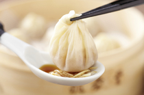 Din Tai Fung_Xiaolongbao (Eastern Chinese steamed bun)