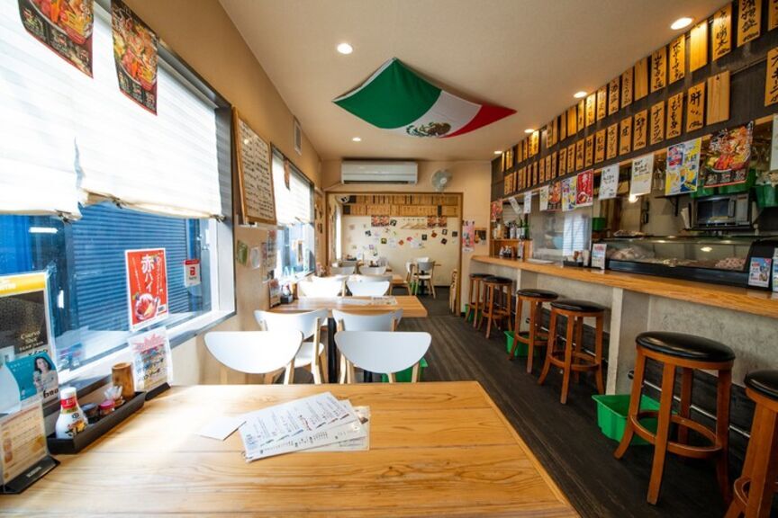 Yakitori Jyuzou_Inside view