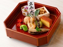Nihonbashi Suitengu Nanatosha_Kaiseki Tray for First Day of Spring - Adding color to the middle part of the course plates
