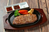 HIDATAKAYAMA MEAT_Hida Beef Sirloin Steak - A recommended menu item to enjoy "Hida Beef" directly.