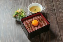 HIDATAKAYAMA MEAT_Hida Beef Steak Box - Enjoy with delicious rice and the special sauce.