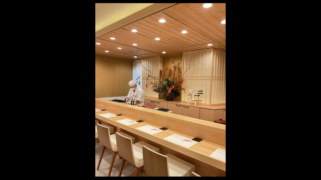 Sushi Urayama Meieki_Inside view