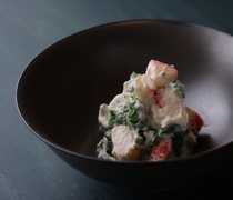 Sake bar KoKoN_Seasonal Mashed Tofu Salad - A side dish to feel the four seasons of Japan.