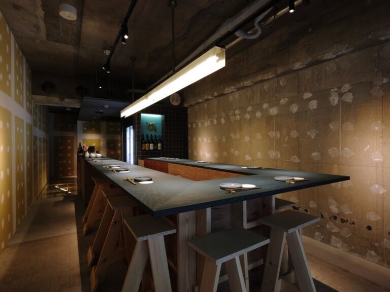 Sake bar KoKoN_Inside view