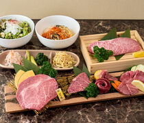 Ninja Yakiniku_A5-ranked Iga Beef and Ninja Yakiniku Full Stomach Set - Enjoy many items at once.