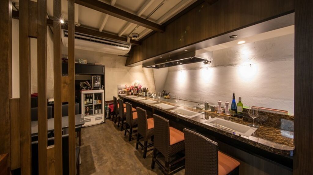 Teppanyaki Steak SUN SHO_Inside view