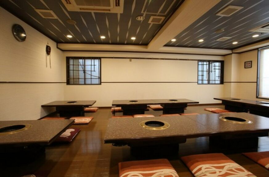 Yakiniku Koufuen_Inside view