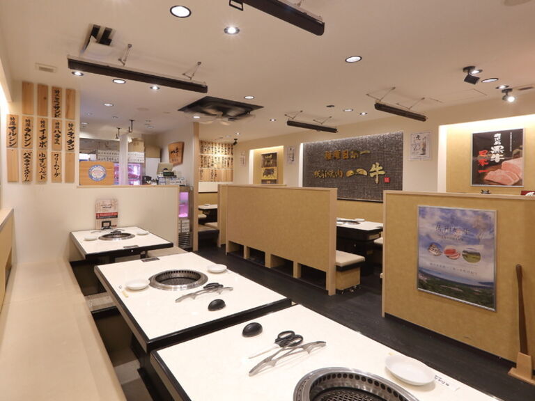 Cow specialty store Itamae Yakiniku Ichigyu Namba Dotonbori Branch_Inside view