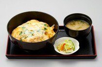 Asakusa Umaimon Azuma_Famous katsu-don, pork cutlet bowl