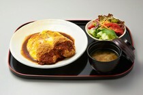 Asakusa Umaimon Azuma_Omelet containing fried rice topped with fillet cutlet