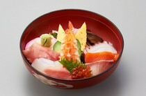 Asakusa Umaimon Azuma_Jo chirashi special garnished sushi