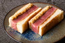 Yakiniku Oboshimeshi_Tenderloin Cuts Sandwich